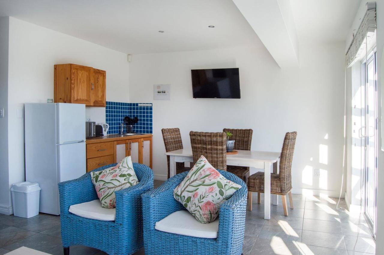 Hotel Bellamente Sirene à Gansbaai Extérieur photo