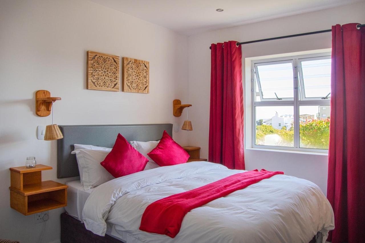 Hotel Bellamente Sirene à Gansbaai Extérieur photo