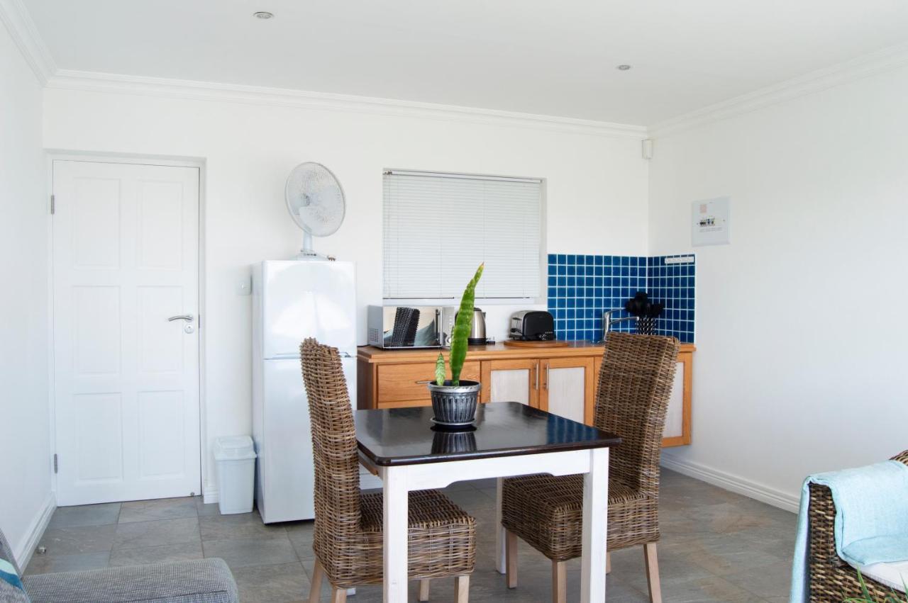 Hotel Bellamente Sirene à Gansbaai Extérieur photo