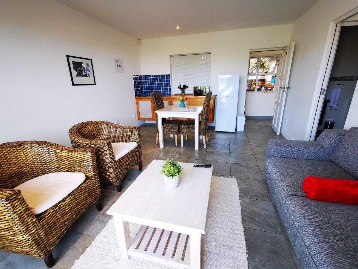 Hotel Bellamente Sirene à Gansbaai Extérieur photo